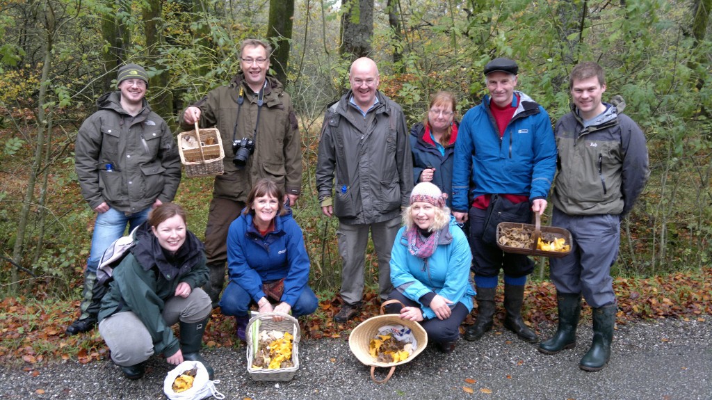 laden baskets, happy foragers